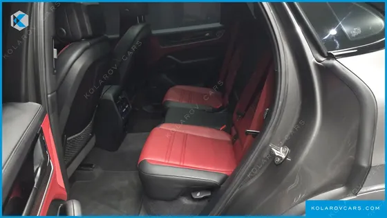 PORSCHE CAYENNE 3.0 COUPE
