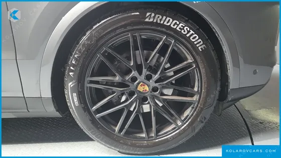 PORSCHE CAYENNE 3.0 COUPE