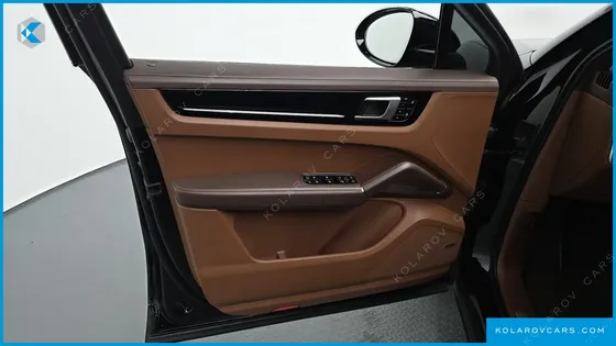 PORSCHE CAYENNE 3.0 COUPE