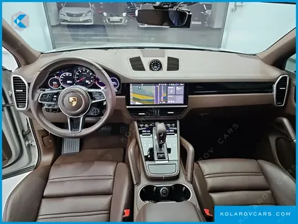PORSCHE CAYENNE 3.0