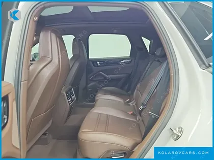 PORSCHE CAYENNE 3.0