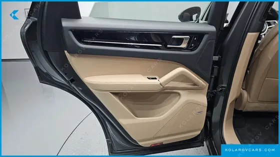 PORSCHE CAYENNE 3.0