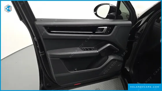 PORSCHE CAYENNE 3.0