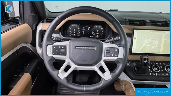 LAND ROVER DEFENDER 110 P300 X-DYNAMIC SE