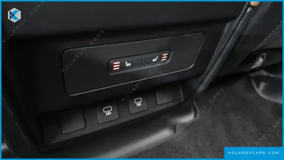 LAND ROVER DEFENDER 110 P300 X-DYNAMIC SE