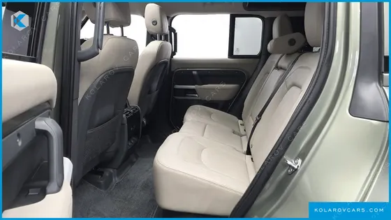 LAND ROVER DEFENDER 110 D250 SE
