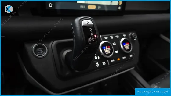 LAND ROVER DEFENDER 90 D250 SE