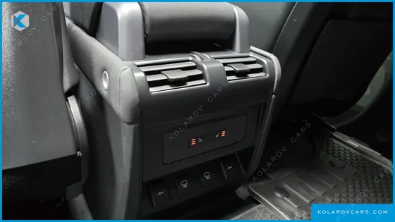 LAND ROVER DEFENDER 90 D250 SE