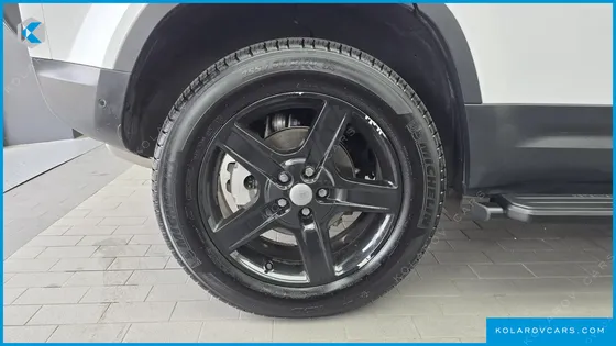 LAND ROVER DEFENDER 110 D250 SE