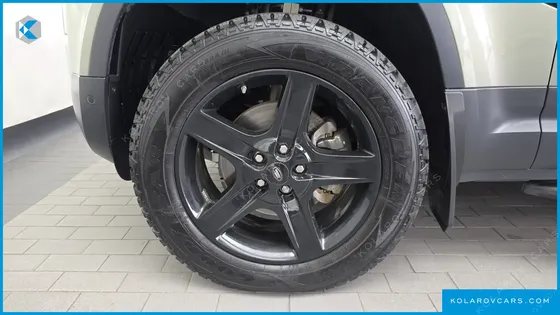 LAND ROVER DEFENDER 110 D240 SE