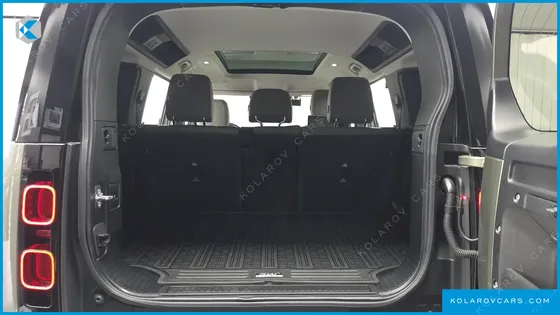 LAND ROVER DEFENDER 110 D240 SE