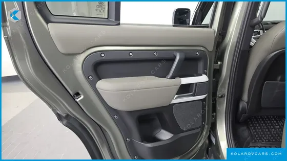 LAND ROVER DEFENDER 110 D240 SE