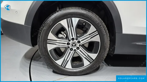 MERCEDES EQB EQB300 4MATIC PROGRESSIVE