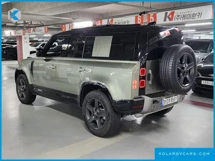 LAND ROVER DEFENDER 110 P300 X-DYNAMIC SE