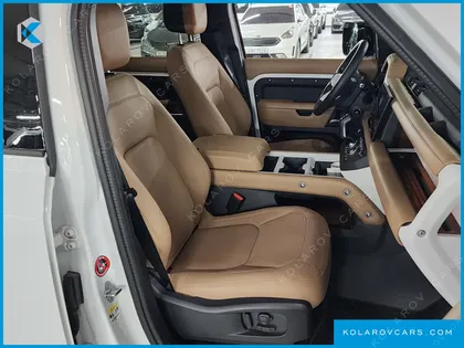 LAND ROVER DEFENDER 110 P300 X-DYNAMIC SE