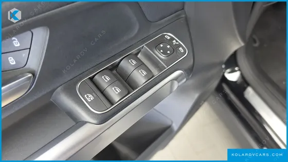MERCEDES EQB EQB300 4MATIC PROGRESSIVE
