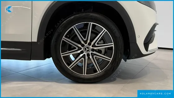 MERCEDES EQB EQB300 4MATIC AMG LINE