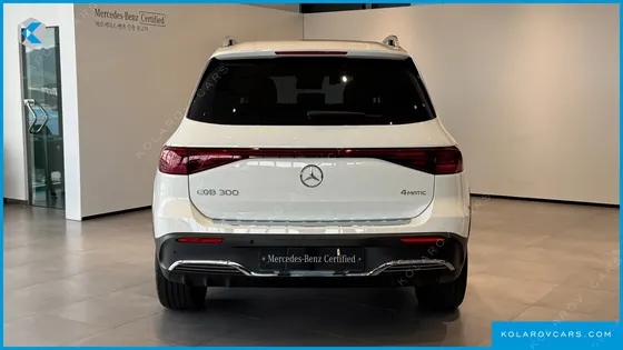 MERCEDES EQB EQB300 4MATIC AMG LINE