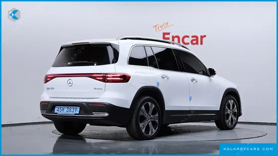 MERCEDES EQB EQB300 4MATIC PROGRESSIVE