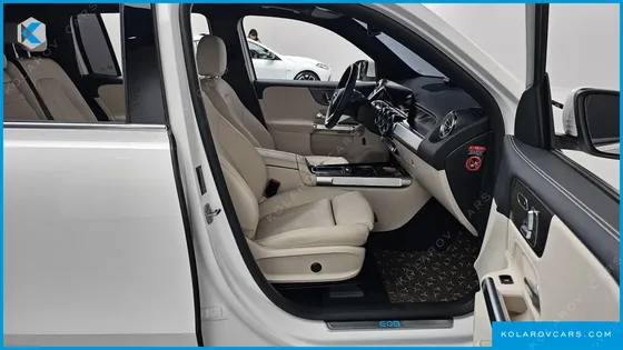 MERCEDES EQB EQB300 4MATIC PROGRESSIVE