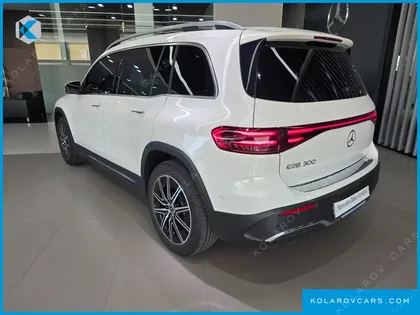 MERCEDES EQB EQB300 4MATIC AMG LINE