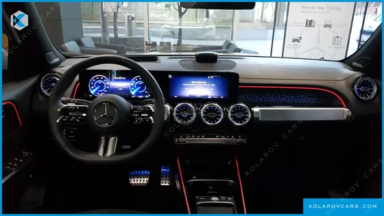 MERCEDES EQB EQB300 4MATIC AMG LINE