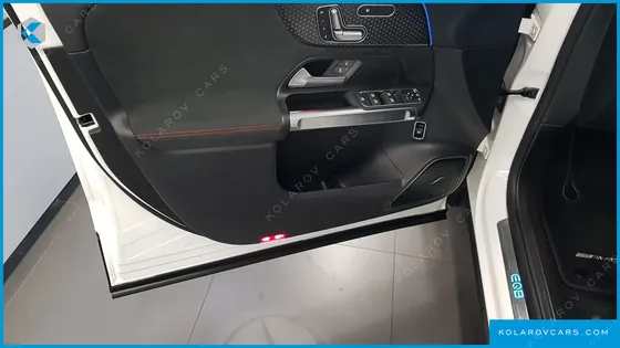 MERCEDES EQB EQB300 4MATIC AMG LINE