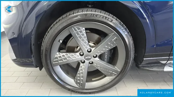 GENESIS GV70 2.5T GASOLINE AWD
