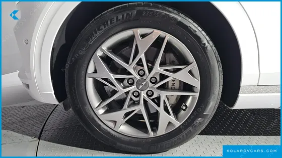 GENESIS GV70 2.5T GASOLINE 2WD