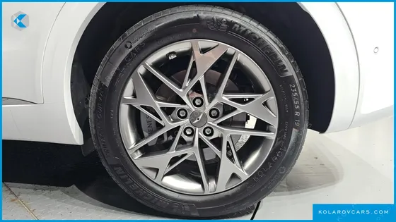 GENESIS GV70 2.5T GASOLINE 2WD