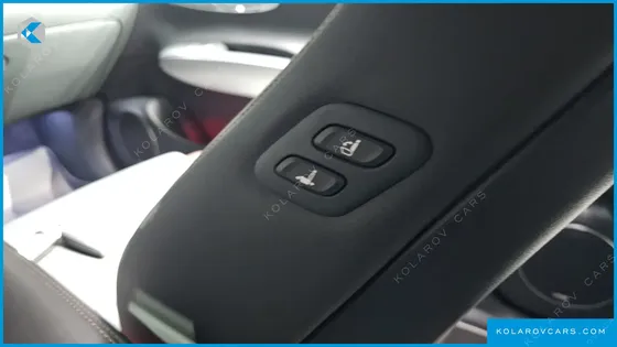 GENESIS GV70 2.5T GASOLINE 2WD