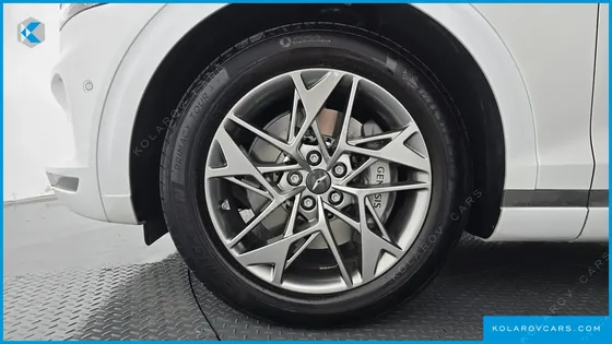GENESIS GV70 2.5T GASOLINE 2WD