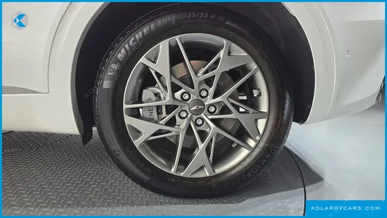 GENESIS GV70 2.5T GASOLINE 2WD