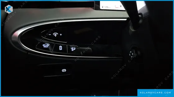 GENESIS GV70 2.5T GASOLINE 2WD