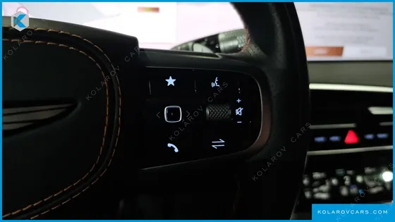 GENESIS GV70 2.5T GASOLINE 2WD