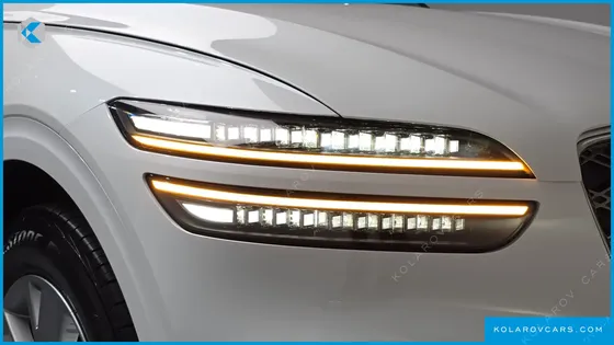 GENESIS GV70 2.5T GASOLINE 2WD