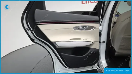 GENESIS GV70 2.5T GASOLINE 2WD