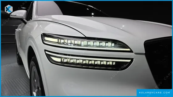 GENESIS GV70 2.5T GASOLINE 2WD