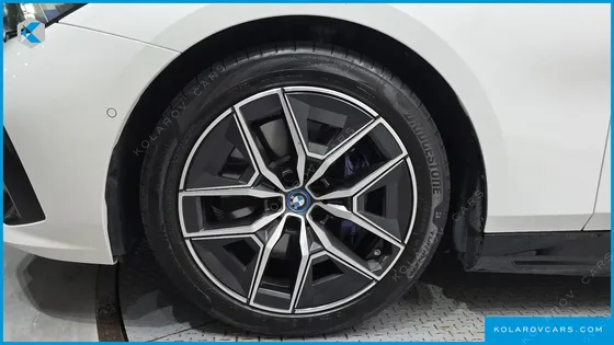 BMW I5 EDRIVE 40 M SPORT