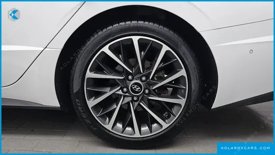 HYUNDAI SONATA INSPIRATION