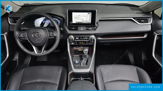 TOYOTA RAV4 2,5 4WD HYBRID LTD