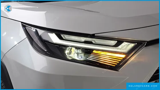 TOYOTA RAV4 2,5 4WD HYBRID LTD