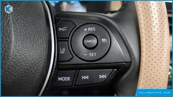TOYOTA RAV4 2.5 2WD HYBRID XLE