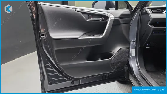 TOYOTA RAV4 2.5 4WD HYBRID