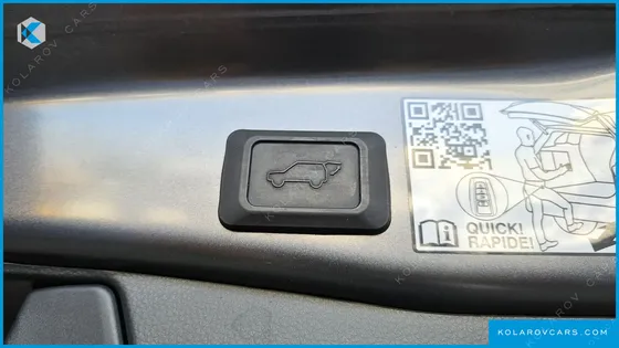 TOYOTA RAV4 2,5 4WD HYBRID LTD