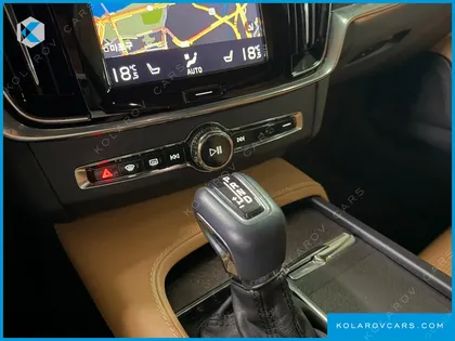 VOLVO V90 D5 PRO AWD