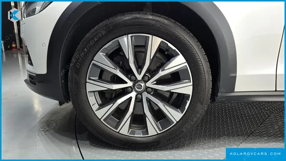 VOLVO V90 B5 PRO AWD