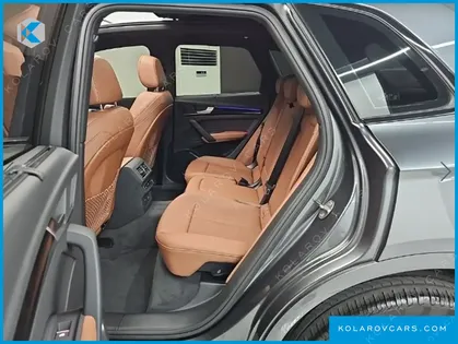 AUDI Q5 45 TFSI QUATTRO