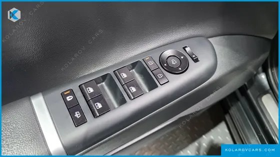 HYUNDAI GRANDEUR 2,5 GASOLINE 2WD