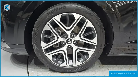 HYUNDAI GRANDEUR 2,5 GASOLINE 2WD